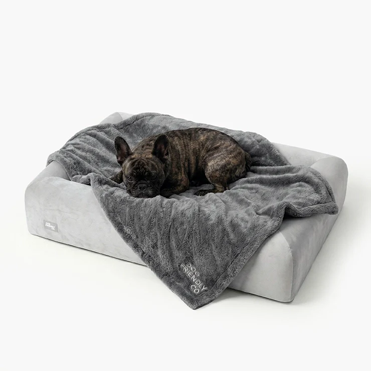 Swift Blankets - Black - Image 3
